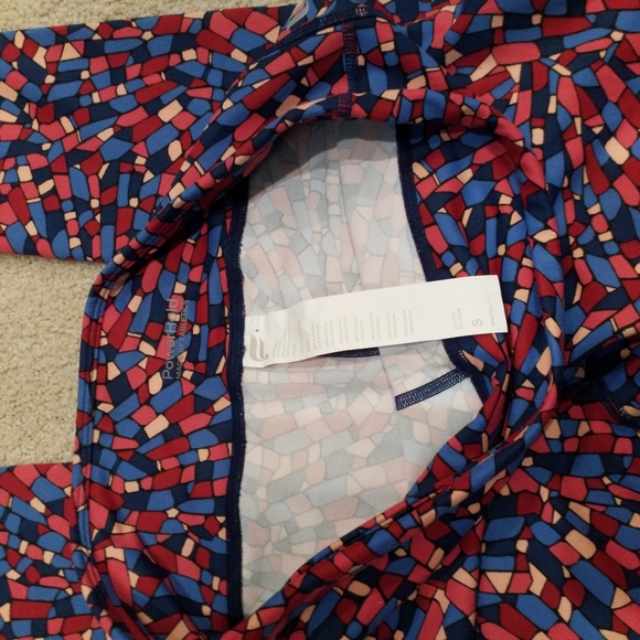 Mid-Rise Fabletics PowerHold Legging - Picture 7 of 7